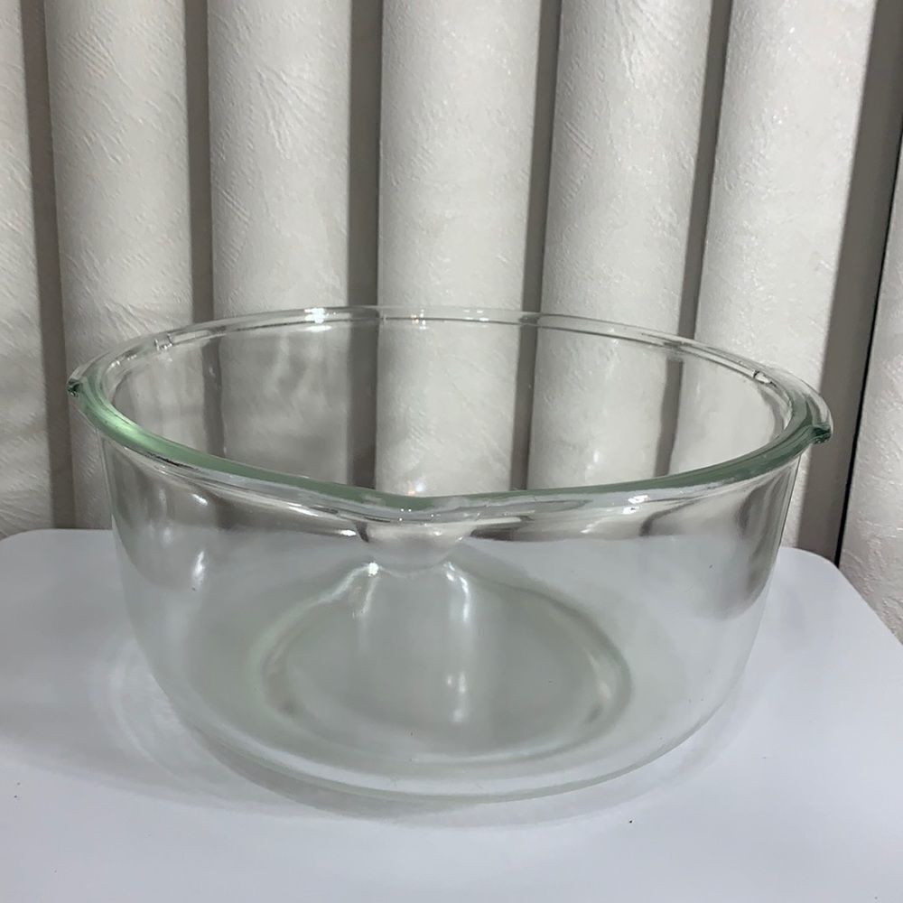 Bowl 1 Gallon Heavy Durable Vintage Clear Glass 2 Handle Pour Spout Mixing Bowl